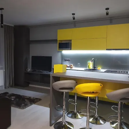 Travel Homzzz Central Apartments - Piata Trandafirilor Targu Mures Exterior photo